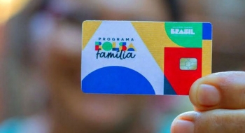 Caixa paga novo Bolsa Família a beneficiários com NIS de final 4